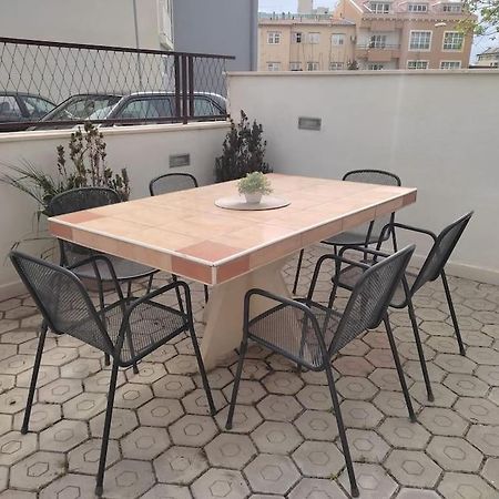 Apartment Dora-100M From The Central Beach Макарська Екстер'єр фото