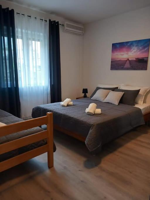 Apartment Dora-100M From The Central Beach Макарська Екстер'єр фото
