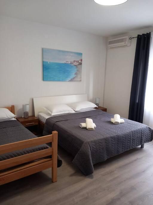Apartment Dora-100M From The Central Beach Макарська Екстер'єр фото
